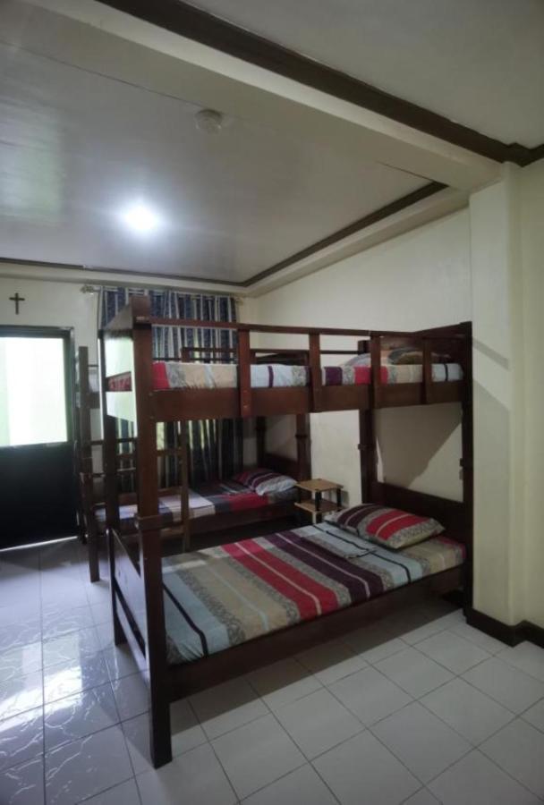 Delta Star Manor Hotel Naga Kültér fotó